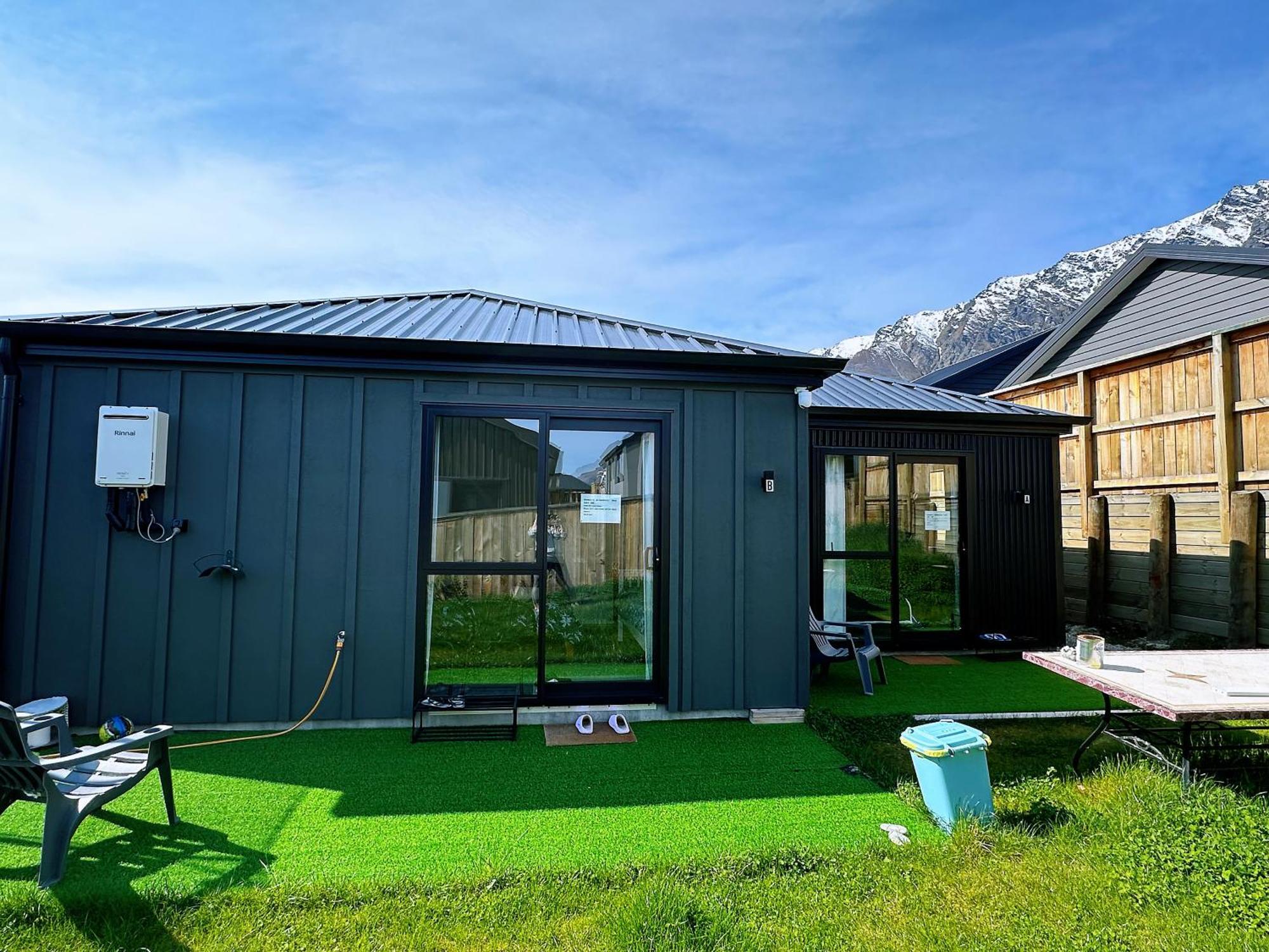 Hanleys Private Room Near Airport Frankton Exterior photo